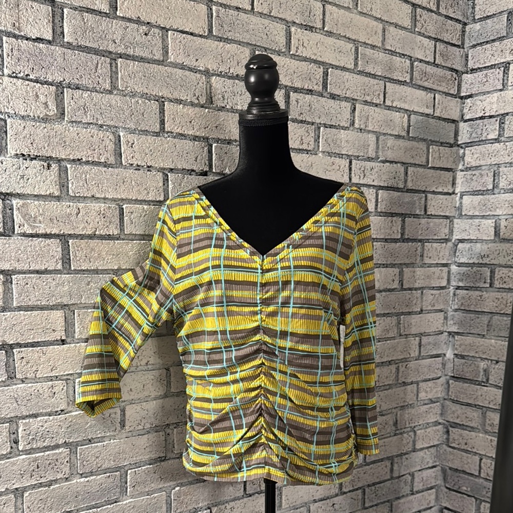 Yellow and Gray Ruched 3/4 Sleeve Blouse